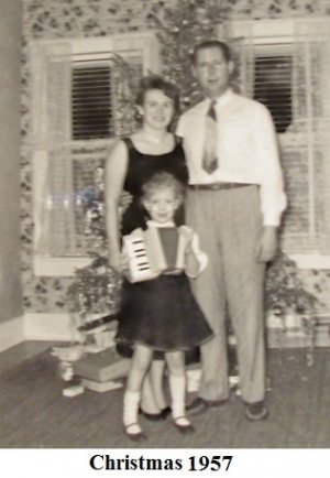 Christmas 1957.jpg