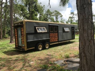 Horse-Trailer-Converted-into-Tiny-Home-001.jpg