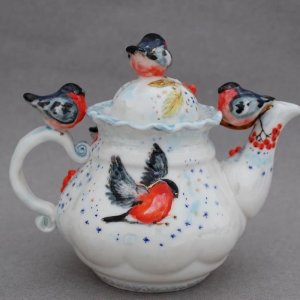 teapot red robins.jpg