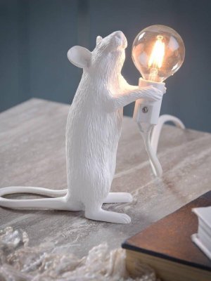 lamp mouse.jpg