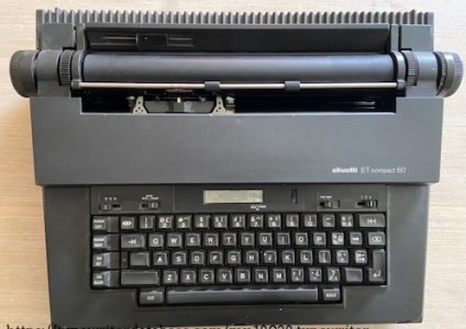 Olivetti Compact 60 .jpg