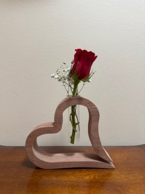 heartvase.jpeg