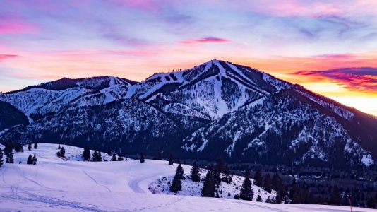 WhiteClouds_2026-01-13_5-48pm.jpeg WhiteClouds_2026-01-13_5-48pm.jpeg