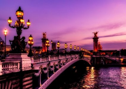 purple paris bridge.jpg