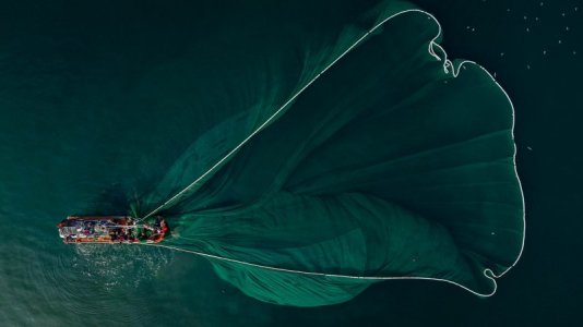 turq fishing net.jpg