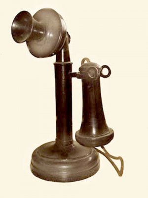 oldphone.jpg