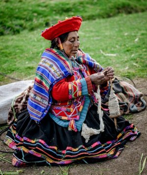 multi chola peru.jpg