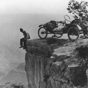 Grand Canyon cliff.jpg