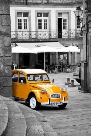 yellow citroen.jpg