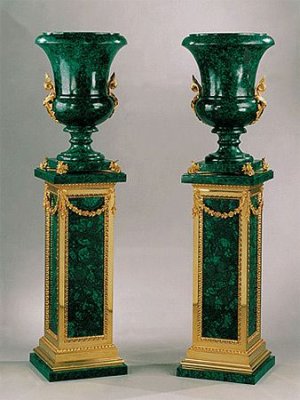 green urns.jpg