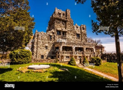 gillette-castle-state-park-east-haddam-connecticut-usa-PKJ6K9-1514996616.jpg