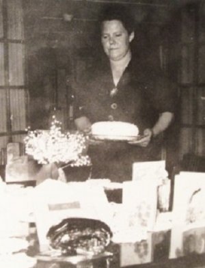 Grammy Crandall2.jpg
