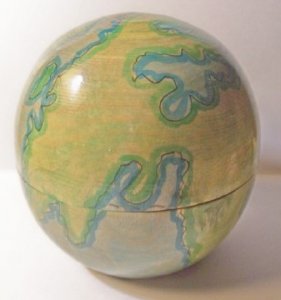 toy globe1.jpg