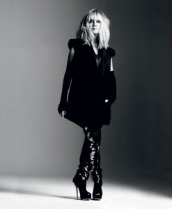 Twiggy-1-001.jpg