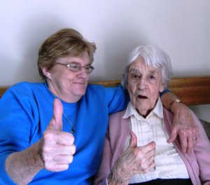 Marlene & Trudi Traveller.jpg