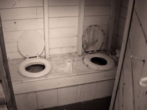 outside-lavatory.jpg