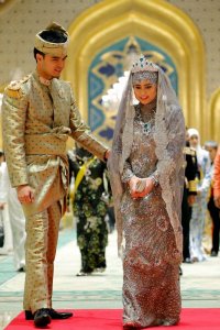 bruneis-newly-wed-royal-couple-princess-hajah-hafizah-news-photo-152625903-1549909971.jpg