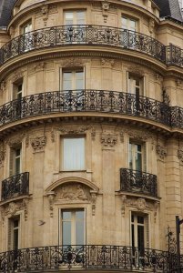 parisian-building-facades-1-hany-j.jpg