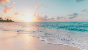 Safest-Sunscreens-2019-2-1200x675.jpg