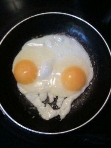 Faces Fried Eggs @.jpg