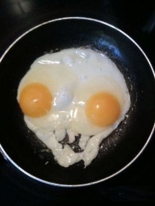 Faces Fried Eggs @.jpg