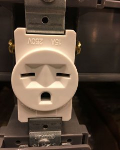 Faces Socket @.jpg