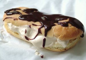 Espresso-Eclair-900x629-1.jpg Espresso-Eclair-900x629-1.jpg