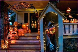 Halloween-Front-20.jpg