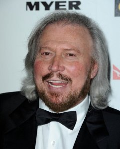 Barry+Gibb+2011+G+Day+USA+Black+Tie+Gala+sF7X-VOtlC9l.jpg