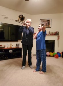 horn.jpg horn.jpg