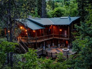 Mountain-Cabins-Utah-Log-Cabin-vacation-rental-sundance-ut.jpg