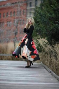 black flor fashion.jpg