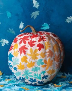 oct-cover-white-pumpkin-leaves-teal-bkgrd-no-text-237-v2-d112200r_vert.jpg