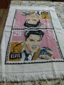 Elvis.jpg