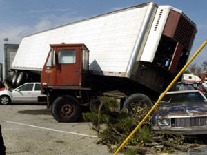 how-to-avoid-jackknifing-1.jpg