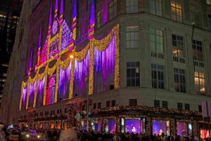 Saks-5th-Ave-596e66e7396e5a001135e2d5.jpg