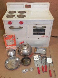 Little Lady Electric Stove.jpg