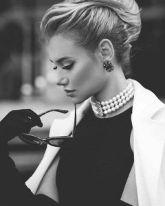 bw and pearls.jpg