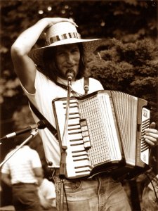 accordion-727193_960_720.jpg
