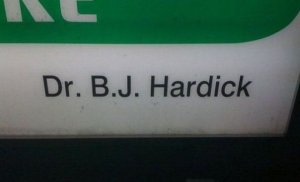 most_unfortunate_doctors_names_640_12.jpg