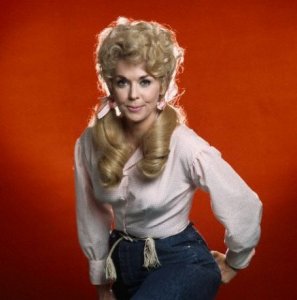 donna_douglas_donna_douglas_elly_may_clampett_70hBbZ4_sized.jpg