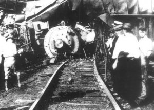 train wreck (432x307).jpg