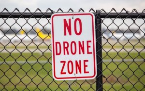 fence-3255338_960_720.jpg