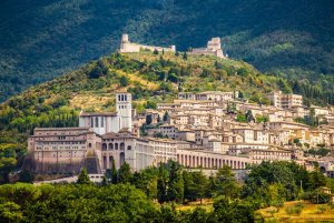 Panorama-of-Assisi-Province-of-Perugia-Umbria-Region-1000x667.jpg Panorama-of-Assisi-Province-of-Perugia-Umbria-Region-1000x667.jpg