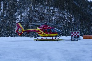 helicopter-4732977_960_720 - Copy - Copy.jpg