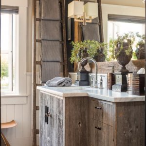 Denise-LaVey_ Kennebunk_5.jpg.rend.hgtvcom.651.651.jpeg