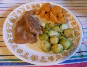 Easter dinner 2020.jpg