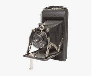 Kodak folding camera 1930s.JPG