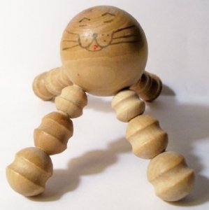 wooden cat2a.jpg
