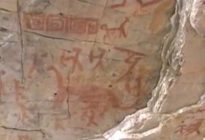 dinosaur-cave-paintings-1387029.jpg